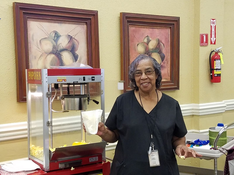 GRENADA LIVING CENTER nursing home in GRENADA, MS - Photo 4 of 5