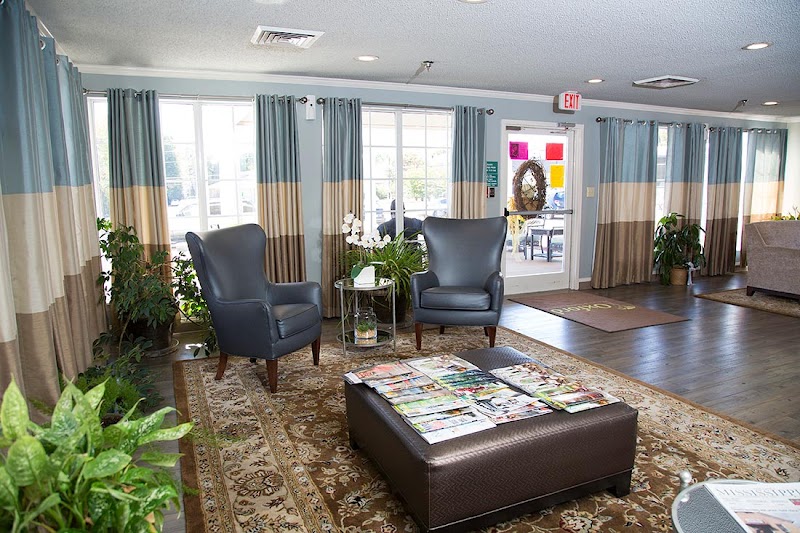 OXFORD HEALTH & REHAB CENTER nursing home in OXFORD, MS - Photo 4 of 5
