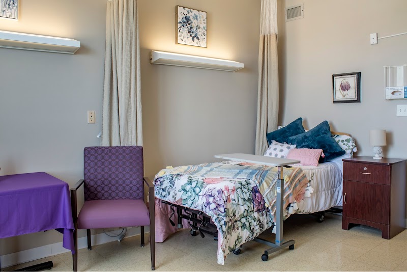 HIGHLAND REHABILITATION & HEALTH CARE CENTER nursing home in KANSAS CITY, MO - Photo 3 of 5
