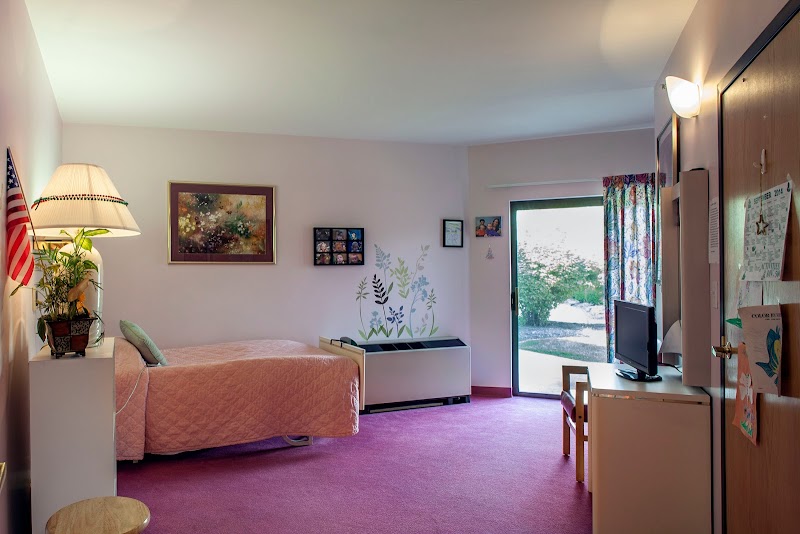 DELMAR GARDENS NORTH nursing home in BLACK JACK, MO - Photo 5 of 5