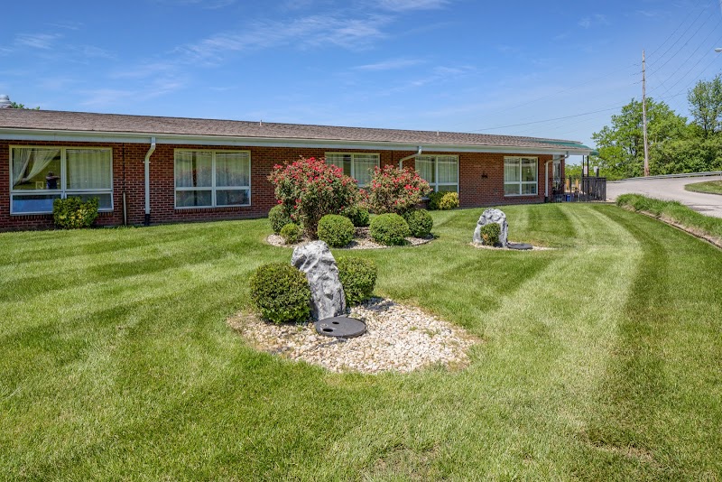 CHESTNUT REHAB AND NURSING nursing home in SAINT LOUIS, MO - Photo 3 of 5