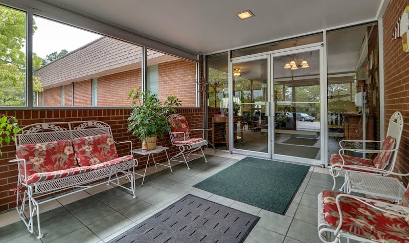 ROCK POINT NURSING CENTER nursing home in BIRCH TREE, MO - Photo 2 of 5