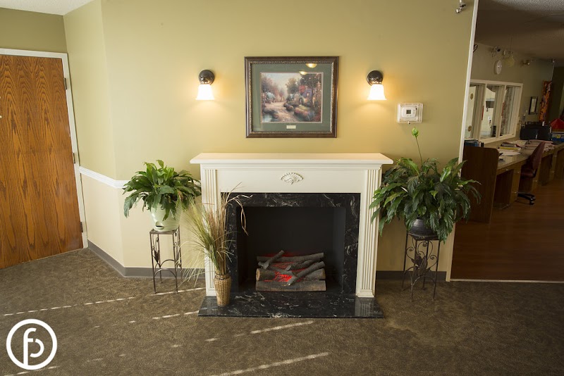 EDGEWOOD MANOR HEALTH CARE CENTER nursing home in RAYTOWN, MO - Photo 5 of 5