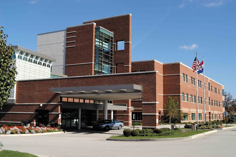 LAKE REGIONAL HEALTH SYSTEMS nursing home in OSAGE BEACH, MO - Photo 3 of 10