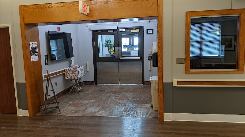 BLUFFS, THE nursing home in COLUMBIA, MO - Photo 4 of 5
