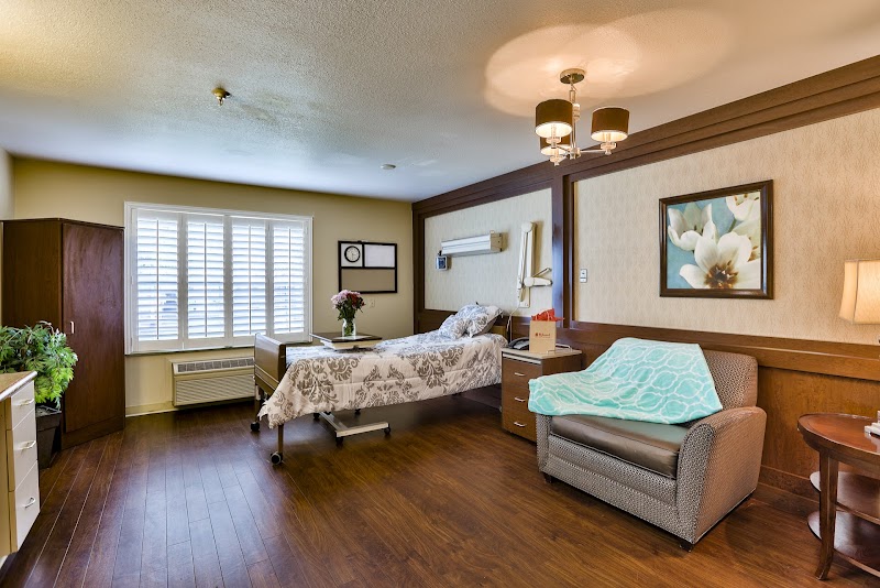 CARMEL HILLS WELLNESS & REHABILITATION nursing home in INDEPENDENCE, MO - Photo 2 of 5