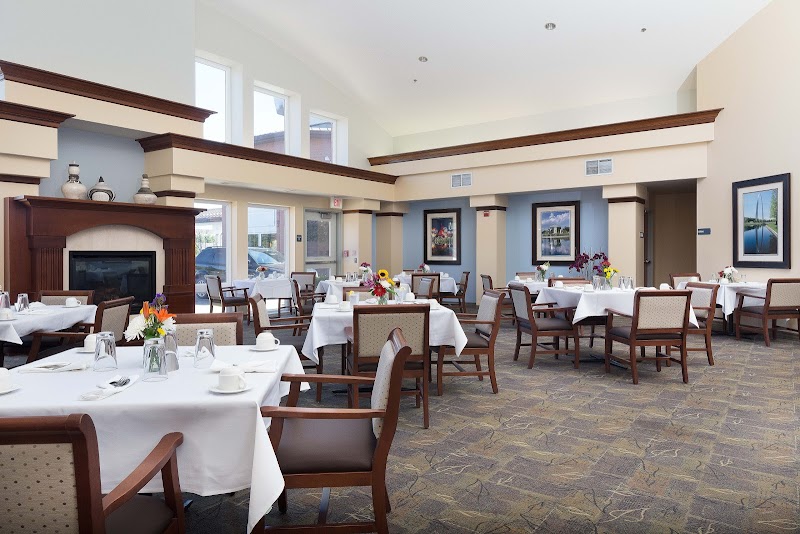 GARDEN VIEW CARE CENTER AT DOUGHERTY FERRY nursing home in VALLEY PARK, MO - Photo 2 of 10