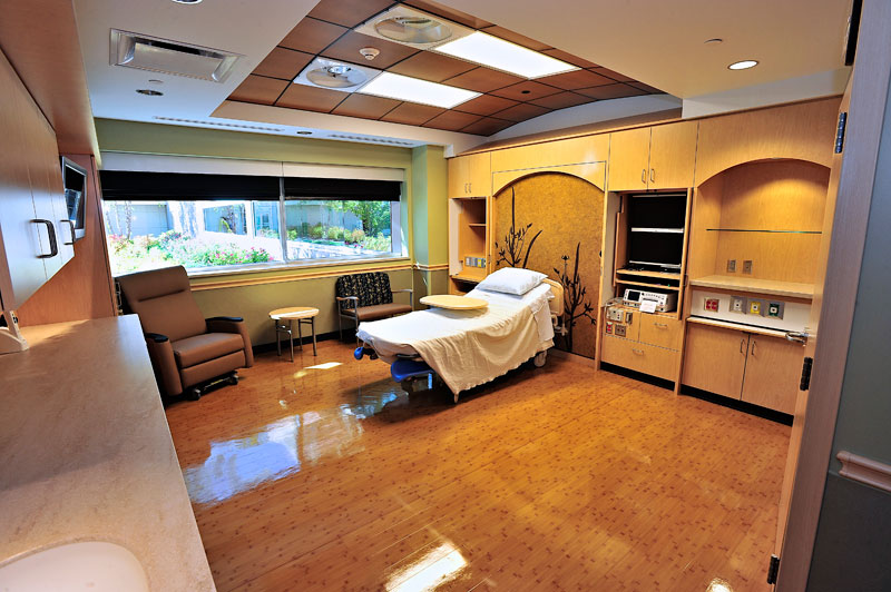 UNIVERSITY HEALTH LAKEWOOD MEDICAL CENTER nursing home in KANSAS CITY, MO - Photo 5 of 5