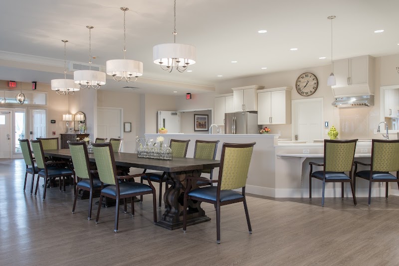 COTTAGES OF LAKE ST LOUIS nursing home in LAKE SAINT LOUIS, MO - Photo 3 of 10