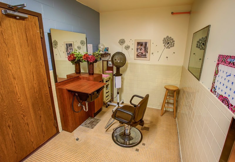 The Oaks at Central City nursing home in Central City, NE - Photo 4 of 5