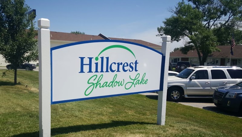 Hillcrest Shadow Lake LLC nursing home in Papillion, NE - Photo 2 of 3