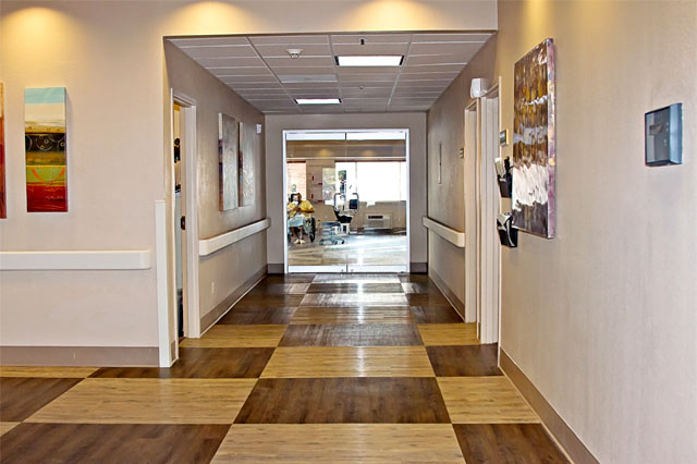 NORTH LAS VEGAS CARE CENTER nursing home in NORTH LAS VEGAS, NV - Photo 3 of 5