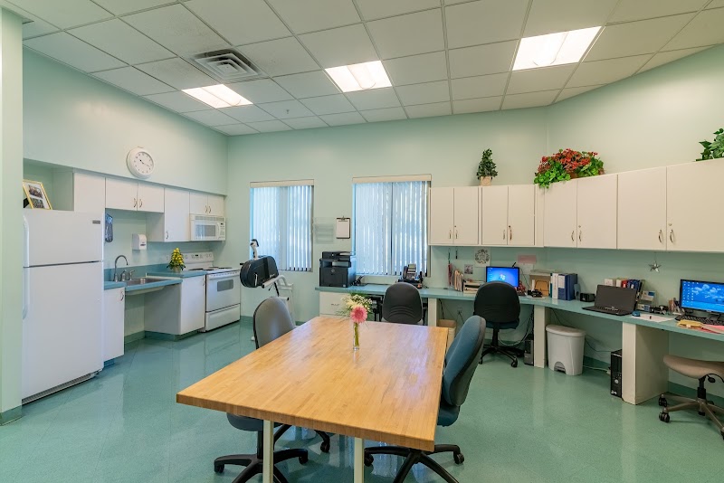OASIS NURSING & REHAB OF GREEN VALLEY nursing home in HENDERSON, NV - Photo 4 of 5