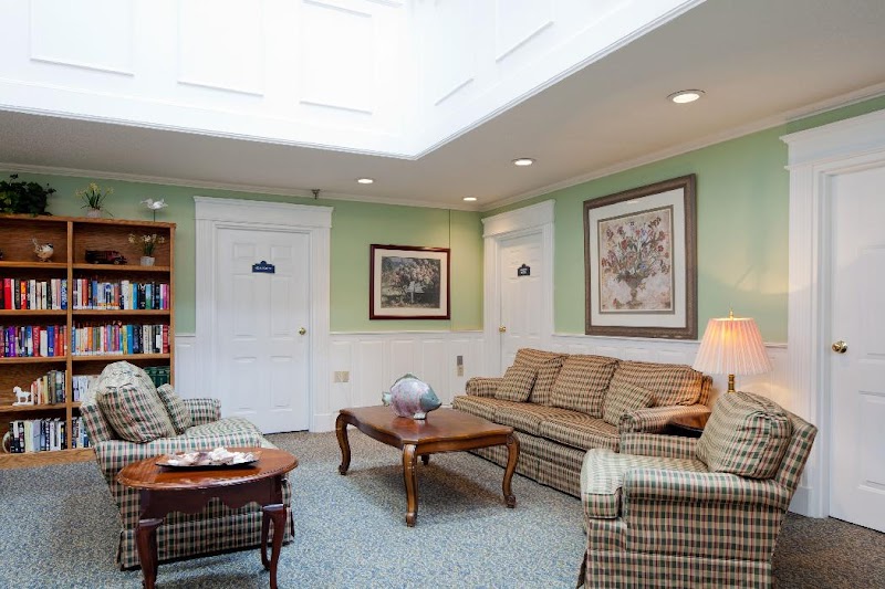 OCEANSIDE SKILLED NURSING AND REHABILITATION nursing home in HAMPTON, NH - Photo 2 of 5