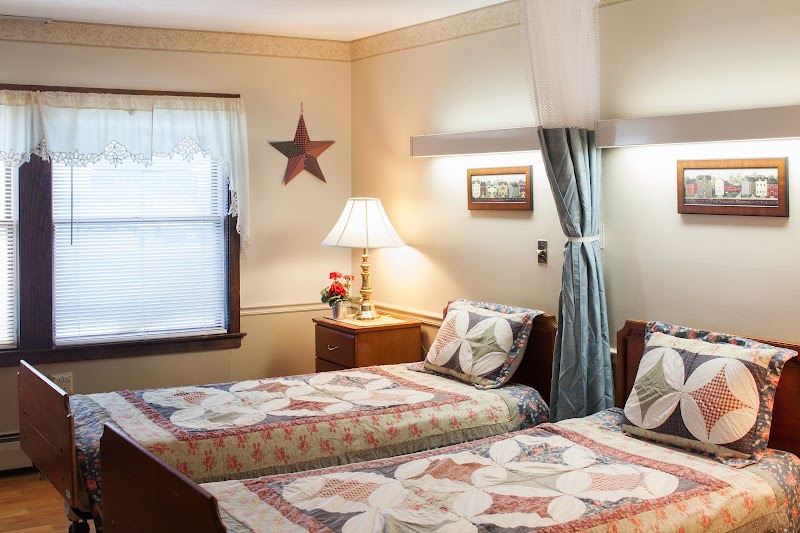 APPLEWOOD CENTER nursing home in WINCHESTER, NH - Photo 4 of 5