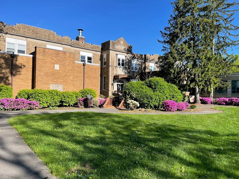 ATLAS HEALTHCARE AT DAUGHTERS OF MIRIAM nursing home in CLIFTON, NJ - Photo 4 of 5