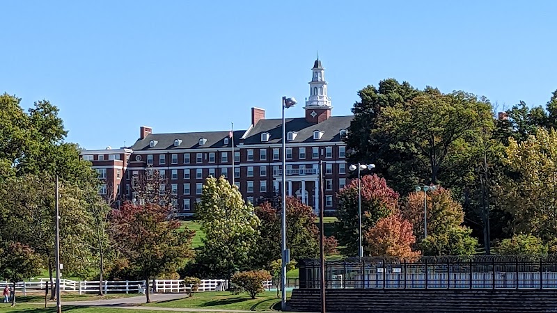 ROOSEVELT CARE CENTER nursing home in EDISON, NJ - Photo 3 of 7