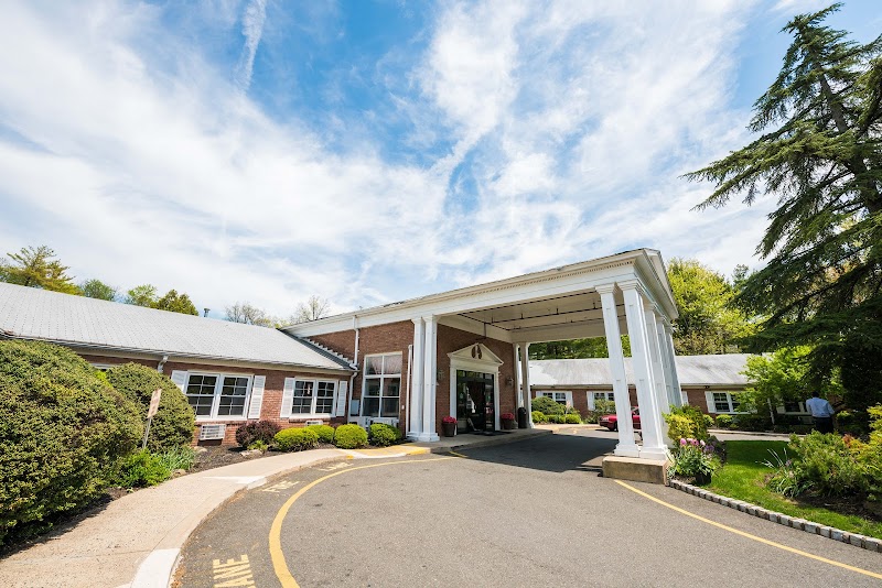 STRATFORD MANOR REHABILITATION AND CARE CENTER nursing home in WEST ORANGE, NJ - Photo 3 of 5
