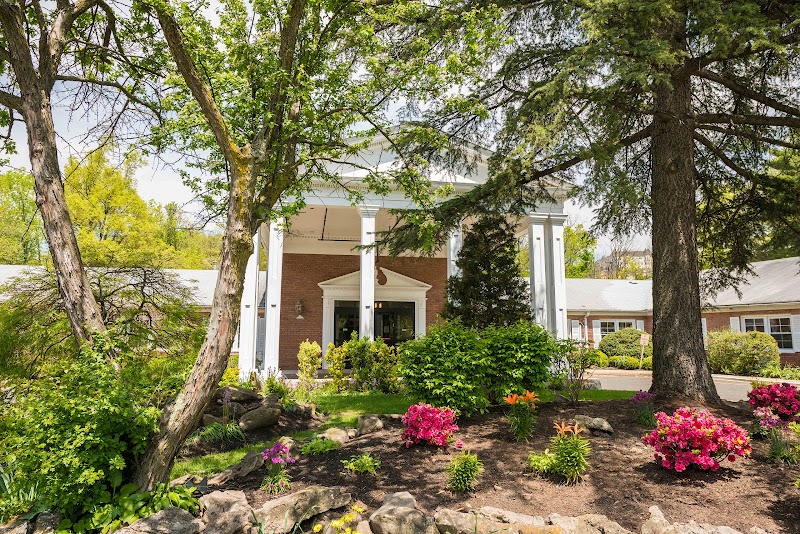 STRATFORD MANOR REHABILITATION AND CARE CENTER nursing home in WEST ORANGE, NJ - Photo 5 of 5