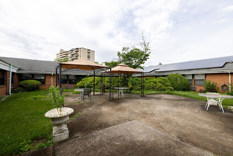 DWELLSIDE CARE AND REHAB nursing home in CHERRY HILL, NJ - Photo 4 of 5