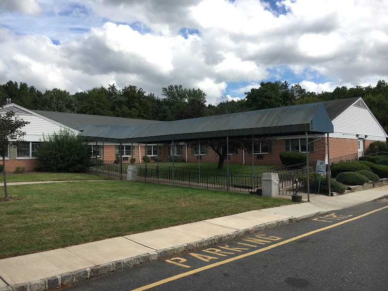 COMPLETE CARE AT WESTFIELD, LLC nursing home in WESTFIELD, NJ - Photo 5 of 5