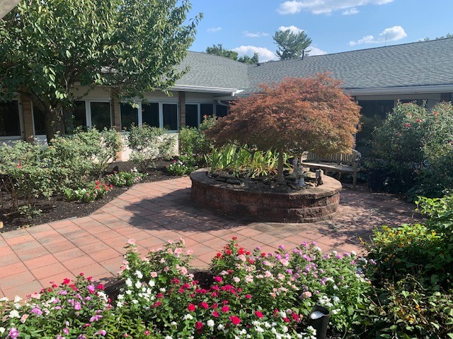 MOUNT HOLLY REHABILITATION & HEALTHCARE CENTER nursing home in LUMBERTON, NJ - Photo 4 of 5