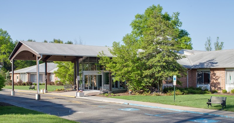 HOLLY MANOR CENTER nursing home in MENDHAM, NJ - Photo 2 of 5