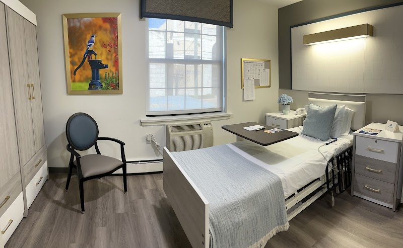 FAMILY OF CARING HEALTHCARE AT TENAFLY, LLC nursing home in TENAFLY, NJ - Photo 3 of 5