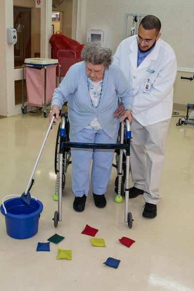 AVALON REHABILITATION AND HEALTHCARE CENTER nursing home in HAMILTON, NJ - Photo 4 of 5