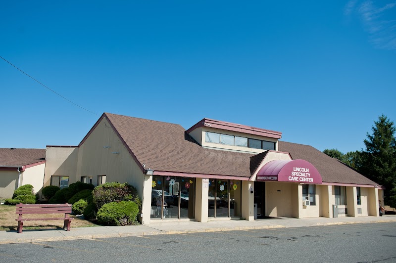 AUTUMN LAKE HEALTHCARE AT VINELAND nursing home in VINELAND, NJ - Photo 4 of 5