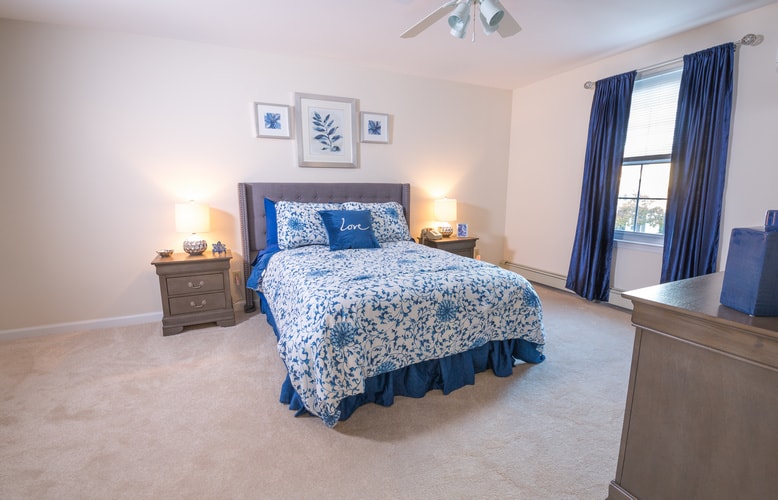 CRESTWOOD MANOR nursing home in WHITING, NJ - Photo 3 of 10