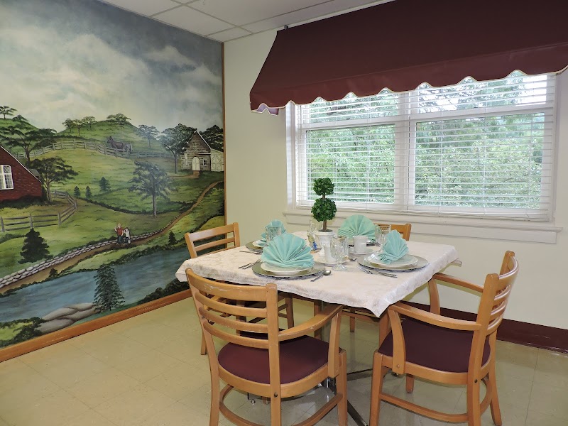WARREN HAVEN REHAB AND NURSING CENTER nursing home in OXFORD, NJ - Photo 3 of 5