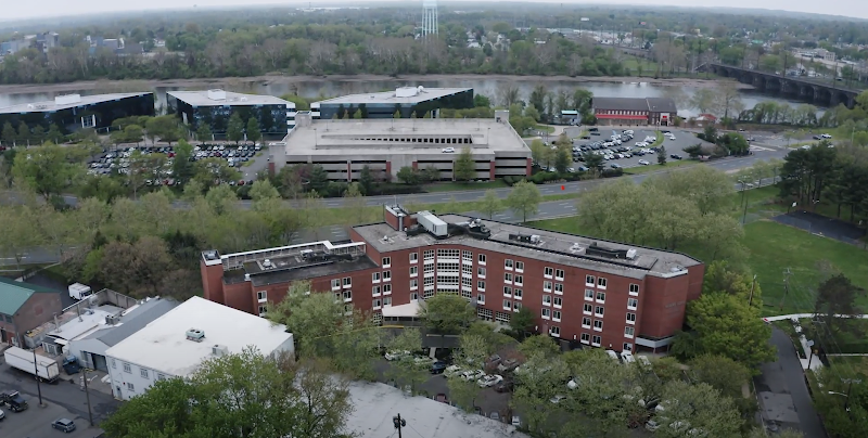 TRENTON GARDENS REHABILITATION AND NURSING CENTER nursing home in TRENTON, NJ - Photo 4 of 5