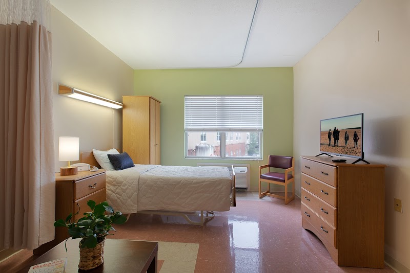 COMPLETE CARE AT CLARK LLC nursing home in CLARK, NJ - Photo 5 of 10