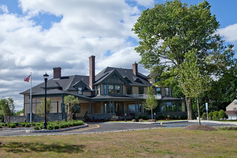 CAREONE AT HANOVER TOWNSHIP nursing home in WHIPPANY, NJ - Photo 4 of 5