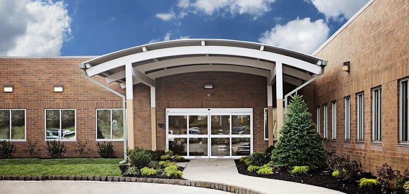 SPRING HILLS POST ACUTE HAMILTON nursing home in HAMILTON, NJ - Photo 2 of 5