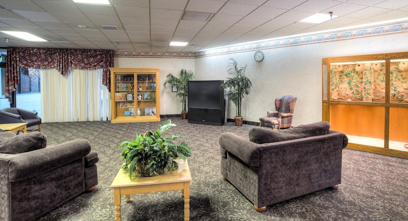 The Rehabilitation Center of Albuquerque nursing home in Albuquerque, NM - Photo 3 of 5