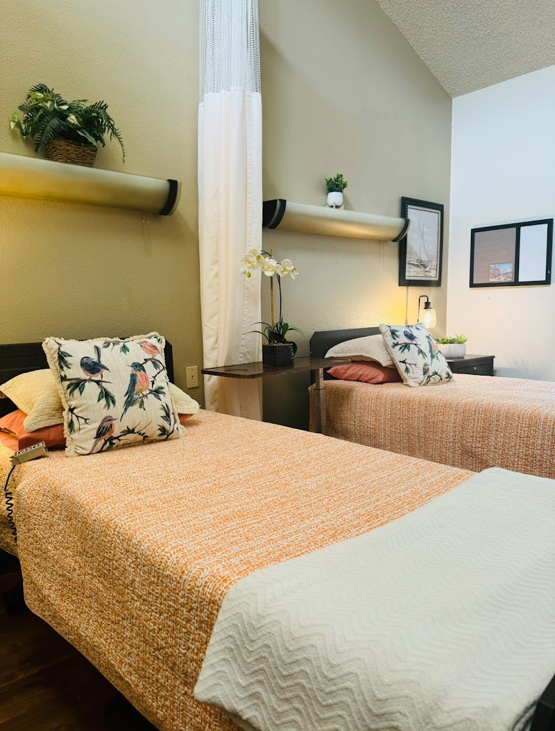 Los Alamos Wellness & Rehabilitation nursing home in Los Alamos, NM - Photo 4 of 5