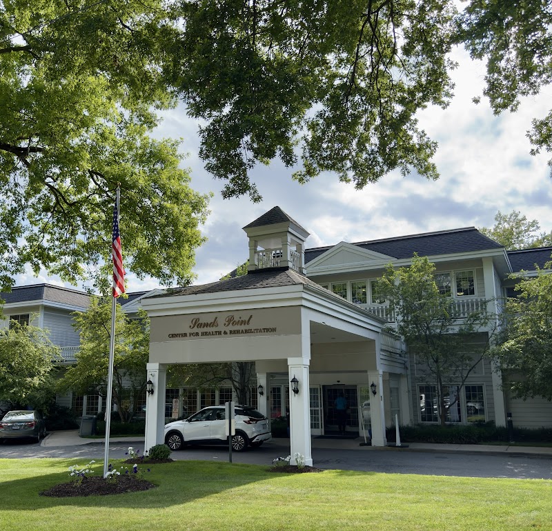 SANDS POINT CENTER FOR HEALTH AND REHABILITATION nursing home in PORT WASHINGTON, NY - Photo 2 of 3