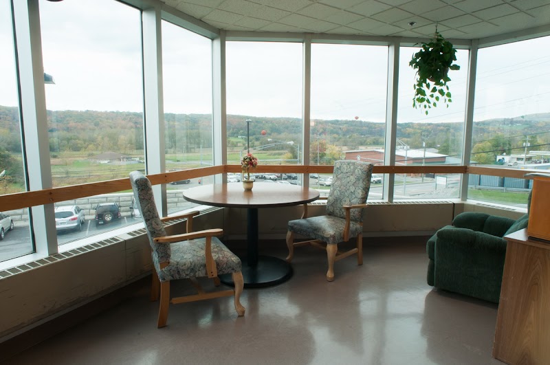 WYOMING COUNTY COMMUNITY HOSPITAL S N F nursing home in WARSAW, NY - Photo 4 of 10