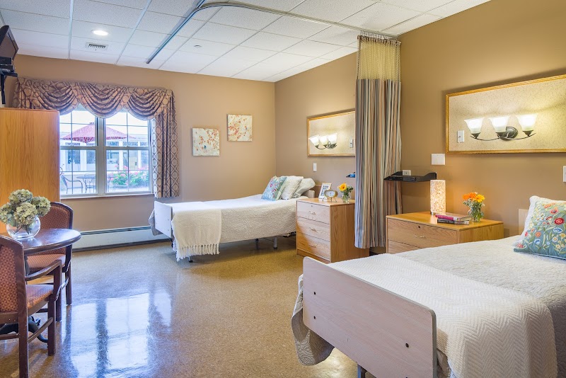 EMERGE NURSING AND REHABILITATION AT GLEN COVE nursing home in GLEN COVE, NY - Photo 4 of 10
