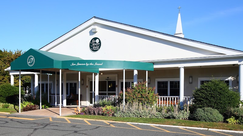 SAN SIMEON BY THE SOUND CENTER FOR NURSING & REHAB nursing home in GREENPORT, NY - Photo 2 of 5