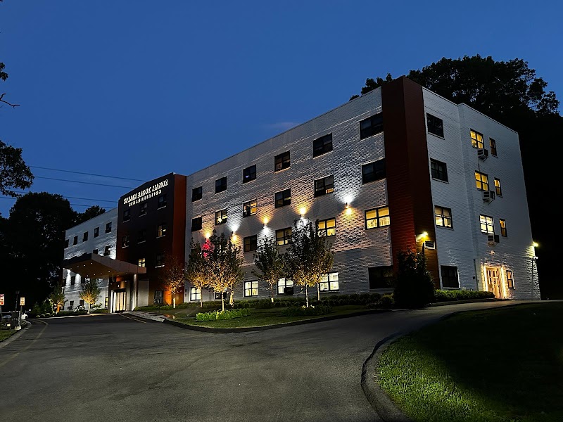 SPRAIN BROOK MANOR REHAB nursing home in SCARSDALE, NY - Photo 2 of 10