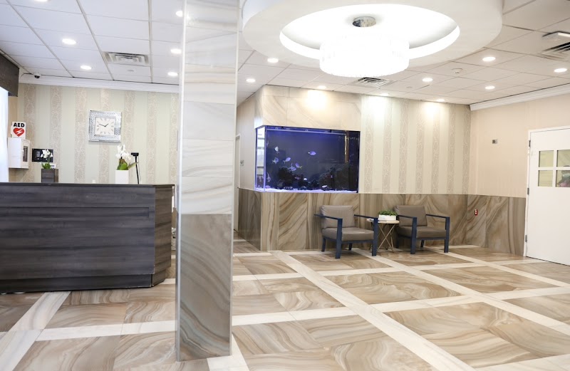 SPLIT ROCK REHABILITION AND HEALTH CARE CENTER nursing home in BRONX, NY - Photo 5 of 10