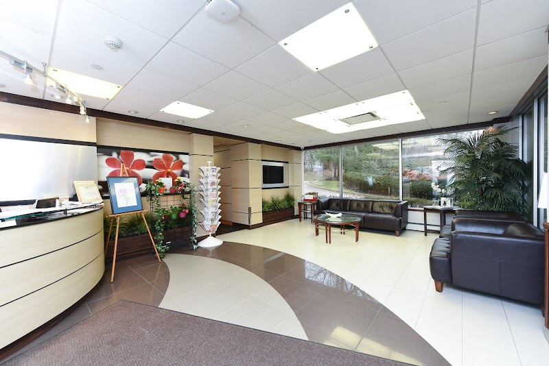 WATERS EDGE AT PORT JEFFERSON FOR REHAB AND NRSG nursing home in PORT JEFFERSON, NY - Photo 3 of 5