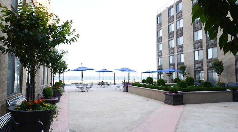 SEA CREST NURSING AND REHABILITATION CENTER nursing home in BROOKLYN, NY - Photo 2 of 10