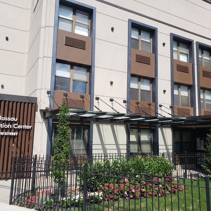 QUEENS NASSAU REHABILITATION AND NURSING CENTER nursing home in FAR ROCKAWAY, NY - Photo 2 of 5