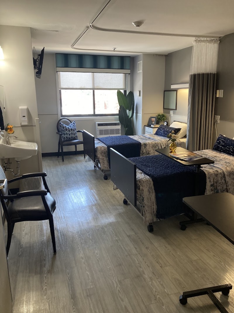HIGHLAND CARE CENTER nursing home in JAMAICA, NY - Photo 3 of 10