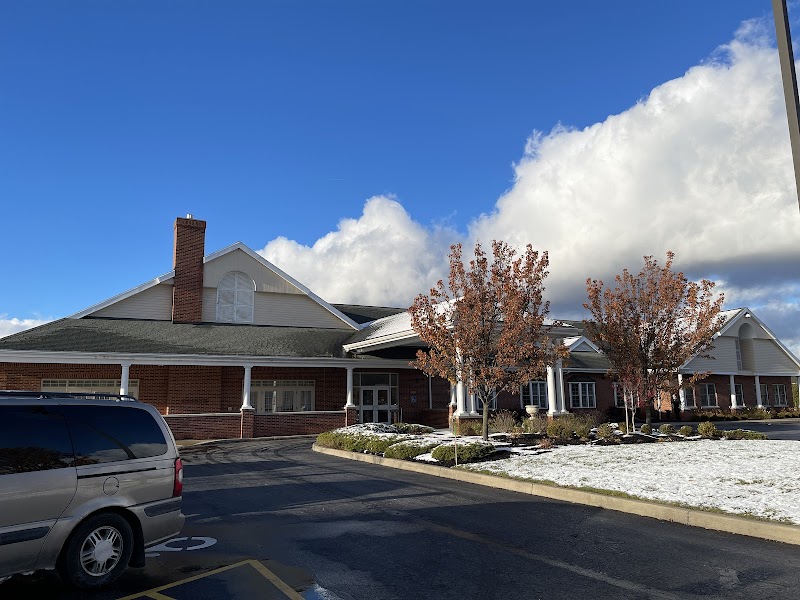 Aaron Manor Rehabilitation and Nursing Center nursing home in Fairport, NY - Photo 3 of 10