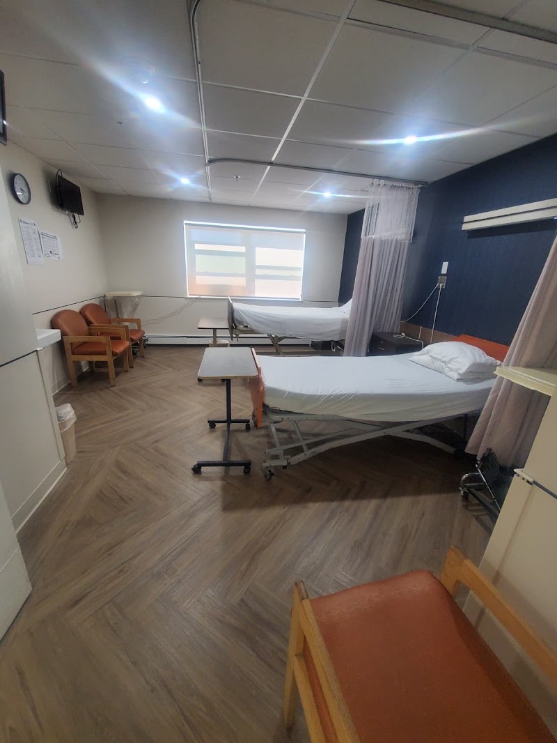 SUNRISE MANOR CTR FOR NURSING AND REHABILITATION nursing home in BAY SHORE, NY - Photo 4 of 5